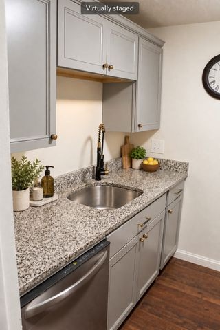 119 Grove Street 245, Rockland, MA 02370