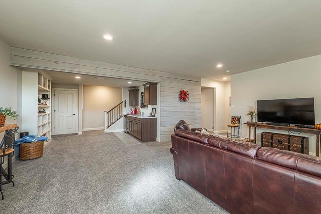 6785 Village Walk Lane, Deforest, WI 53532