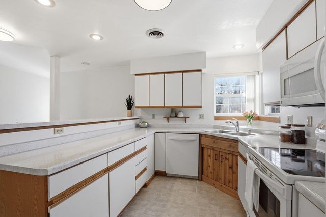 6243 Middleton Springs Drive, Middleton, WI 53562