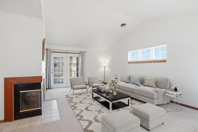 6243 Middleton Springs Drive, Middleton, WI 53562