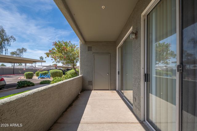 2929 W YORKSHIRE Drive 1072, Phoenix, AZ 85027