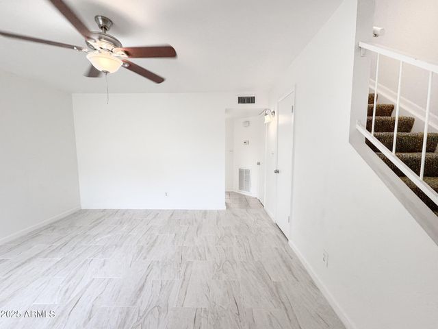 6729 N 44TH Avenue, Glendale, AZ 85301