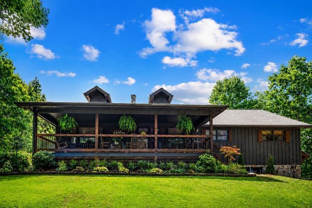 178 Arp Road, Mineral Bluff, GA 30559