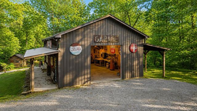 178 Arp Road, Mineral Bluff, GA 30559