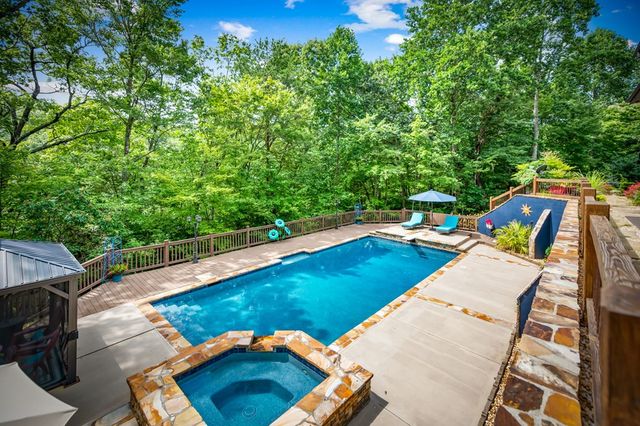 178 Arp Road, Mineral Bluff, GA 30559