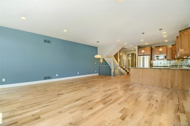 3384 W 33rd Avenue, Denver, CO 80211
