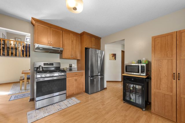 11770 Redwood Street NW, Coon Rapids, MN 55448