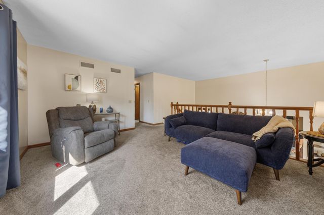 11770 Redwood Street NW, Coon Rapids, MN 55448