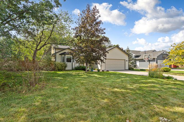 11770 Redwood Street NW, Coon Rapids, MN 55448