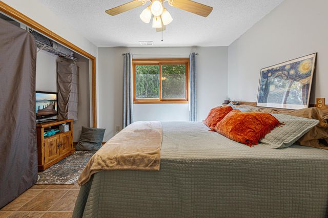 11770 Redwood Street NW, Coon Rapids, MN 55448