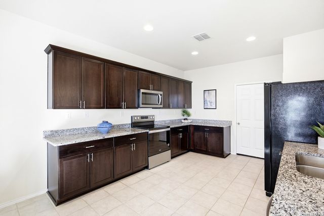 11235 Long Rider, San Antonio, TX 78254