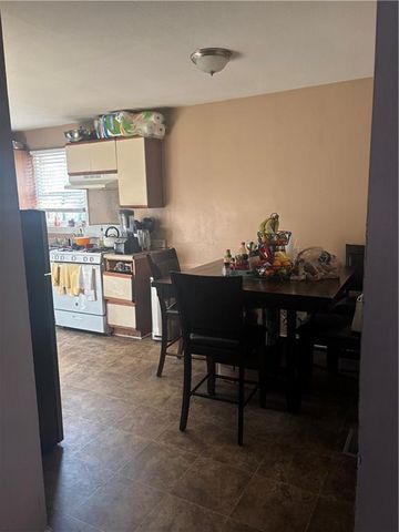 100 West Dixie, Marietta, GA 30008