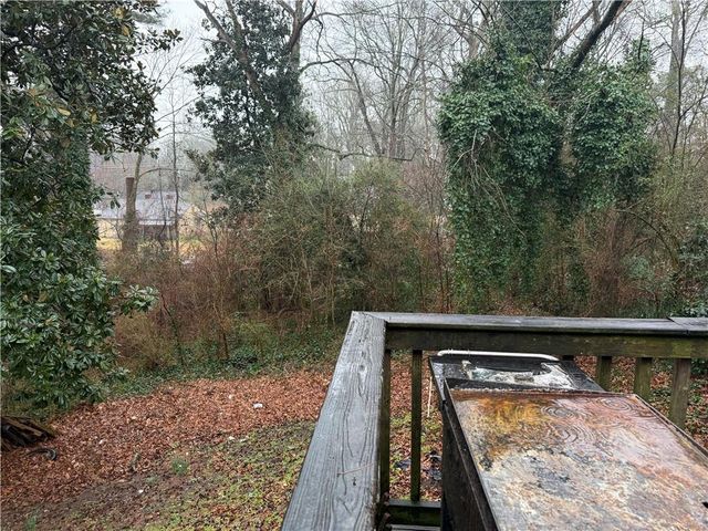 100 West Dixie, Marietta, GA 30008