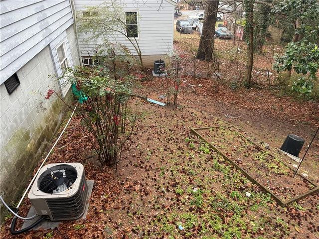 100 West Dixie, Marietta, GA 30008