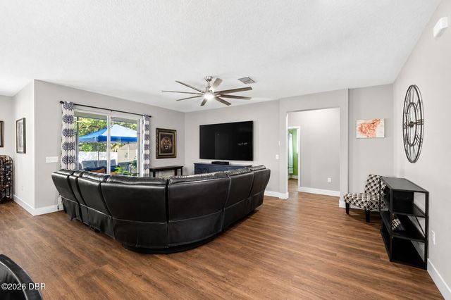 3016 Fayson Circle, Deltona, FL 32738