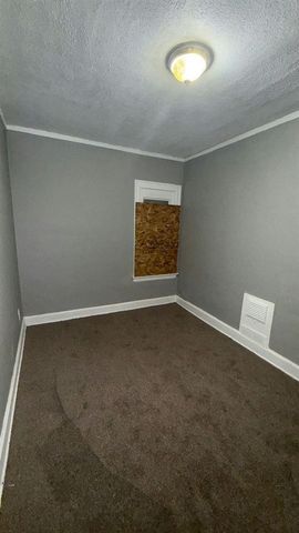 15887 Lauder Street, Detroit, MI 48227