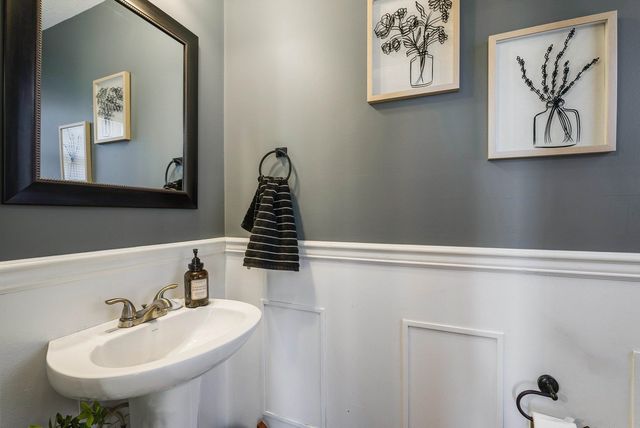 7110 ROCKY BAR RD, Elkton, VA 22827