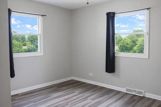 4627 Custer Avenue, Lyons, IL 60534