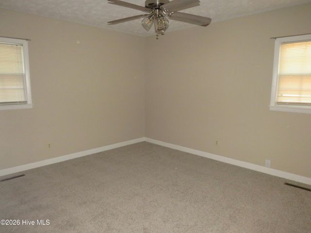 312 Selkirk Trail, Southern Pines, NC 28387