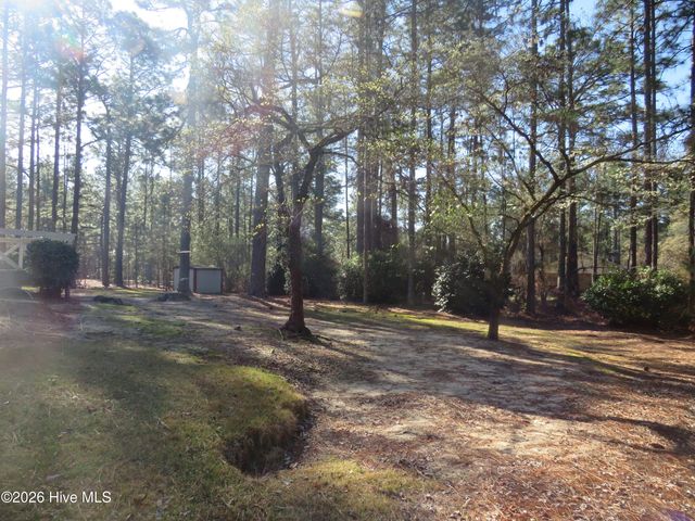 312 Selkirk Trail, Southern Pines, NC 28387