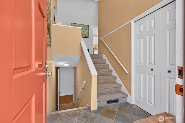 509 NW 178th Place, Shoreline, WA 98177