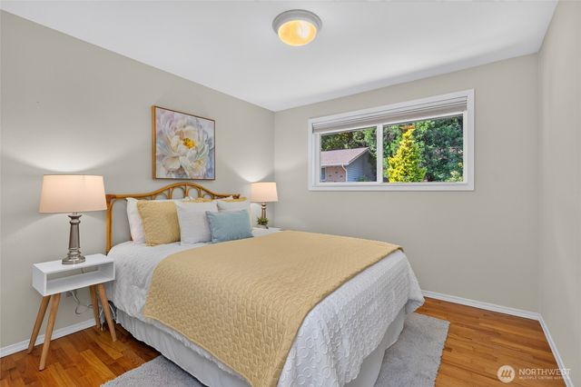 509 NW 178th Place, Shoreline, WA 98177