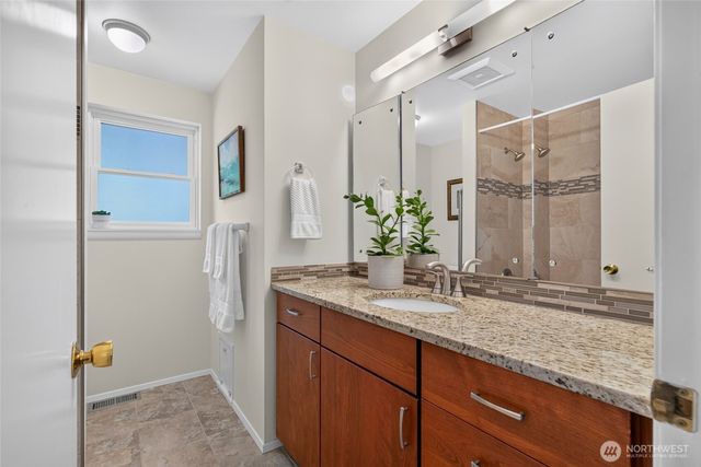 509 NW 178th Place, Shoreline, WA 98177