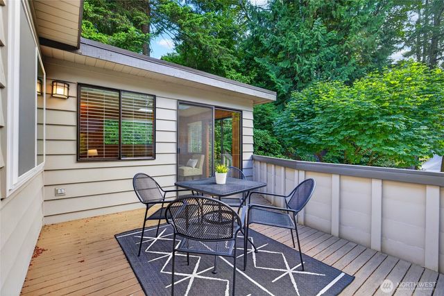 509 NW 178th Place, Shoreline, WA 98177