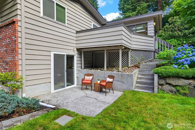 509 NW 178th Place, Shoreline, WA 98177