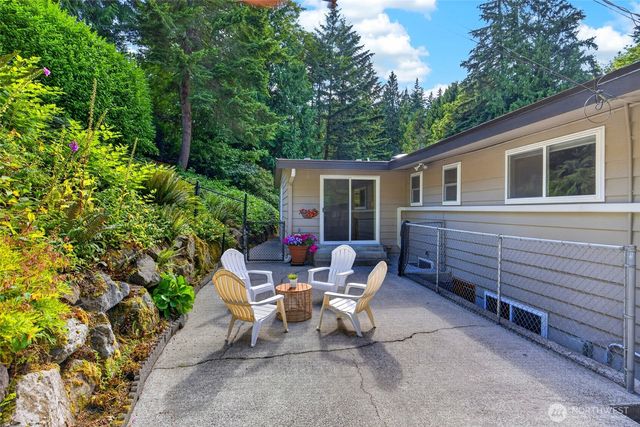 509 NW 178th Place, Shoreline, WA 98177