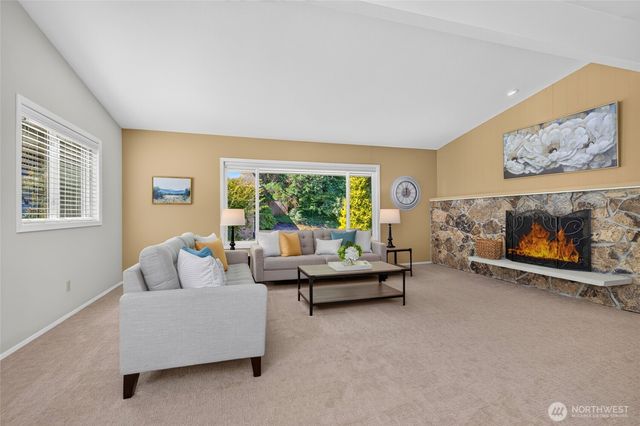509 NW 178th Place, Shoreline, WA 98177