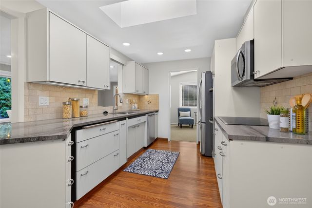 509 NW 178th Place, Shoreline, WA 98177