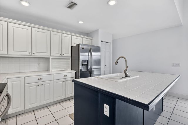 45 Windsor Lane, Palm Beach Gardens, FL 33418