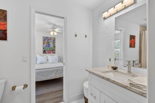 45 Windsor Lane, Palm Beach Gardens, FL 33418