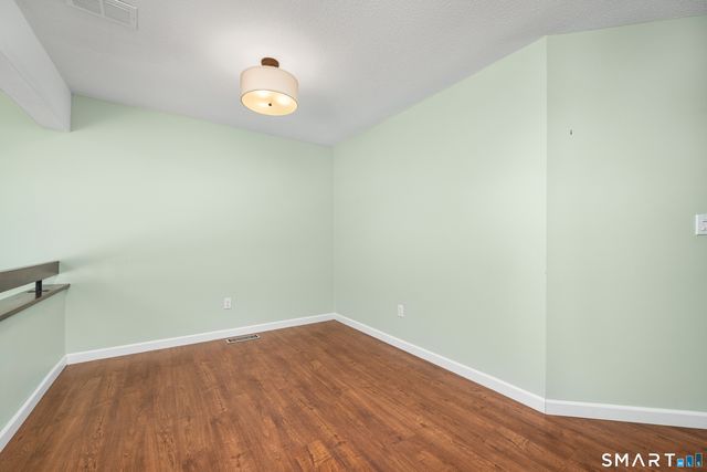 114 Metacomet Drive 1104, Meriden, CT 06450