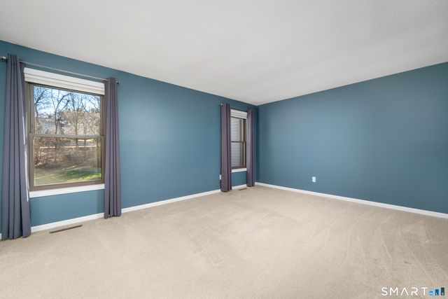 114 Metacomet Drive 1104, Meriden, CT 06450