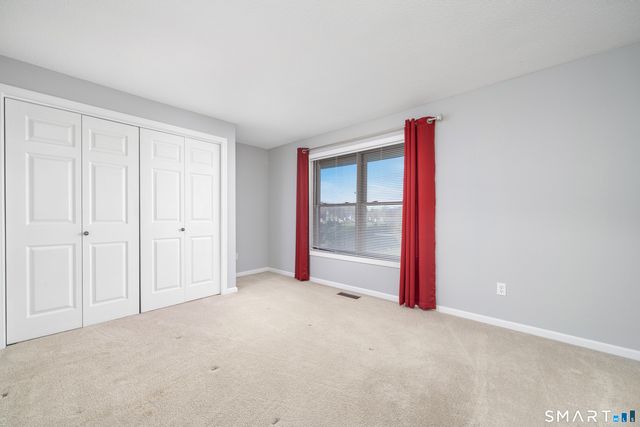 114 Metacomet Drive 1104, Meriden, CT 06450