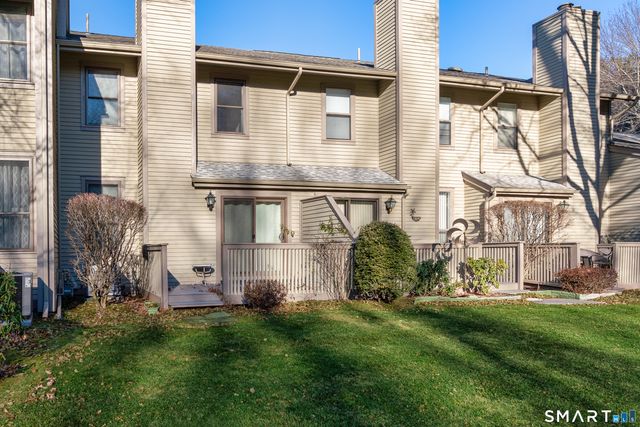 114 Metacomet Drive 1104, Meriden, CT 06450