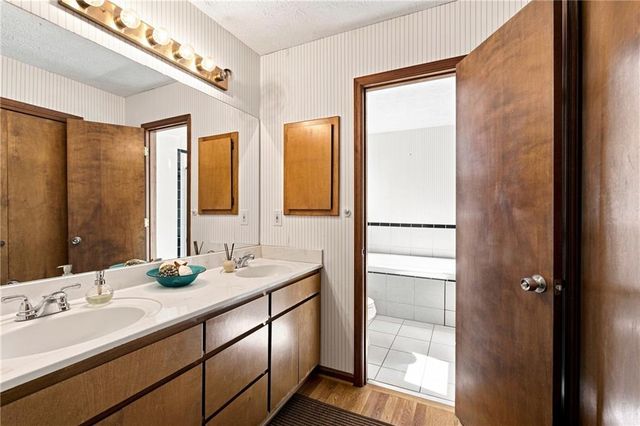 4361 Bishop Lake Road, Marietta, GA 30062