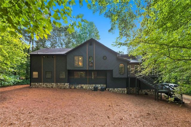 4361 Bishop Lake Road, Marietta, GA 30062