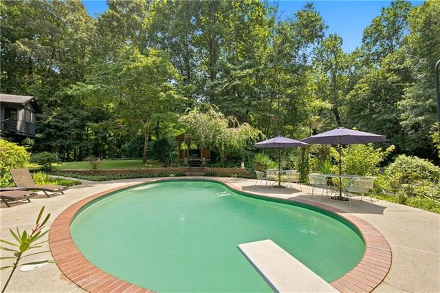 4361 Bishop Lake Road, Marietta, GA 30062
