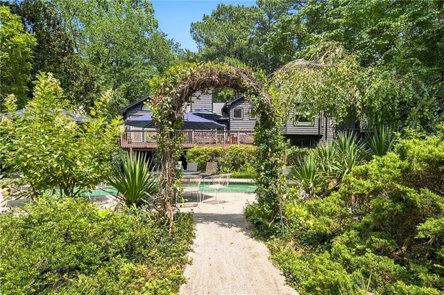 4361 Bishop Lake Road, Marietta, GA 30062