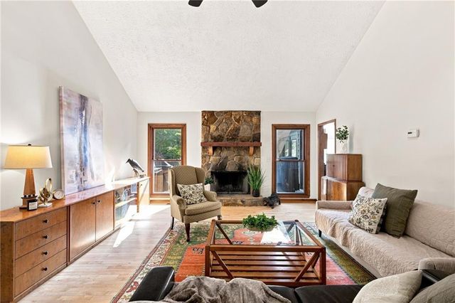 4361 Bishop Lake Road, Marietta, GA 30062