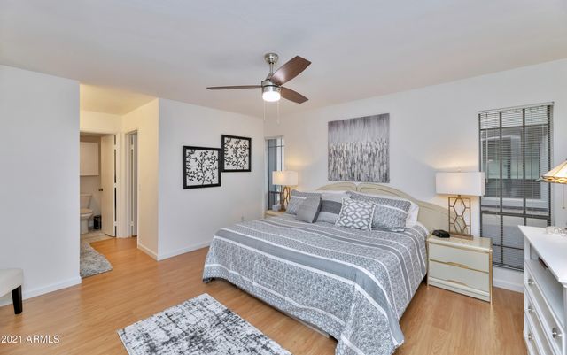 5213 N 24TH Street 103, Phoenix, AZ 85016