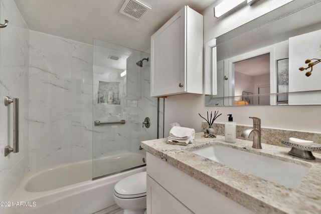 5213 N 24TH Street 103, Phoenix, AZ 85016