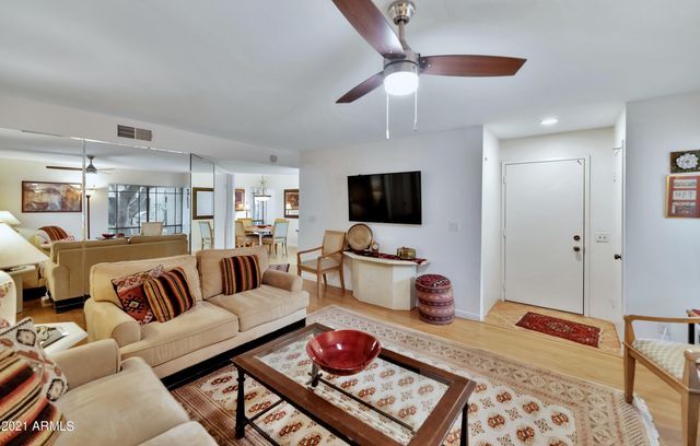 5213 N 24TH Street 103, Phoenix, AZ 85016