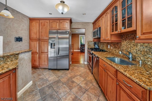 1075 Sherman Ave, South Plainfield Boro, NJ 07080