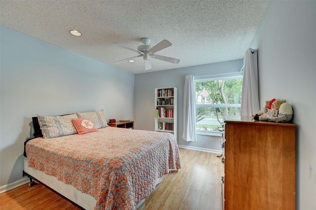 7891 Waterfall Ter, Boynton Beach, FL 33437