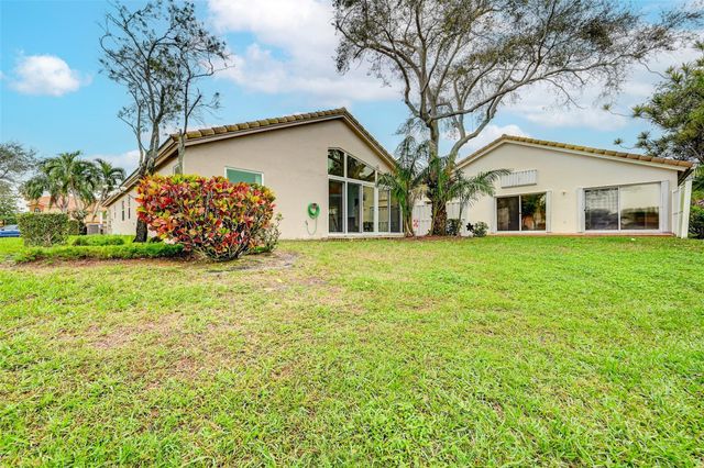 7891 Waterfall Ter, Boynton Beach, FL 33437