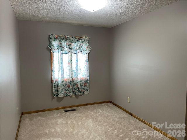 8966 Holdsclaw Road, Terrell, NC 28682